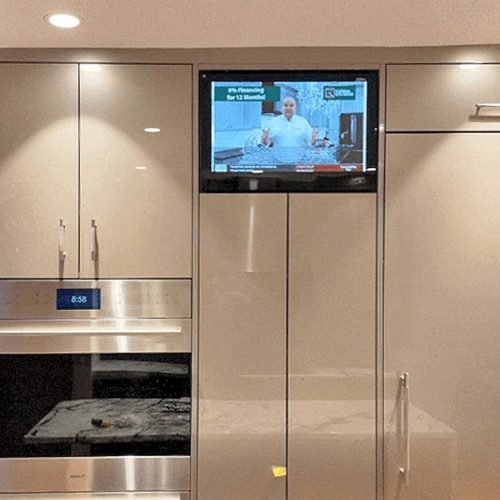 Kitchen TV closed 